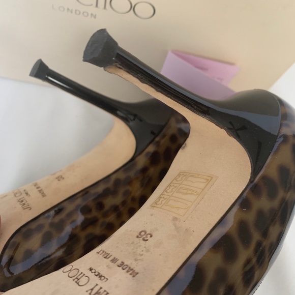 Jimmy Choo leopard print patent pumps - Picture 4 of 8